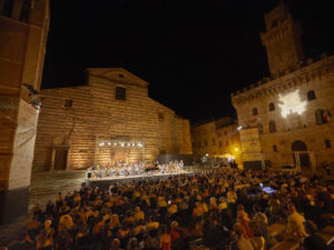cantiere internazionale concerto in piazza grande